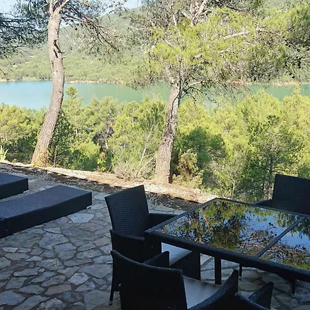 Casa El Pinar ベセイテ