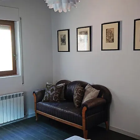 Casa El Pinar ベセイテ