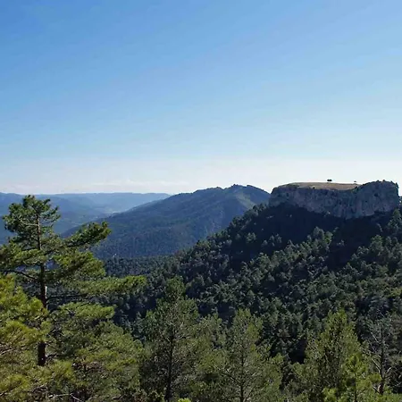 Casa El Pinar * ベセイテ